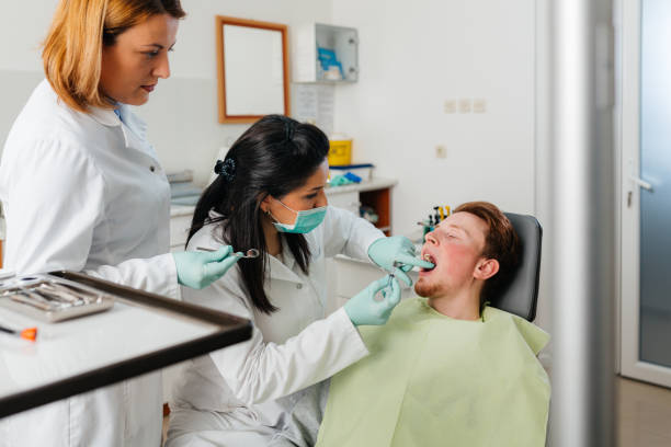 Best Dentist Open on Weekends  in The Crossings, FL